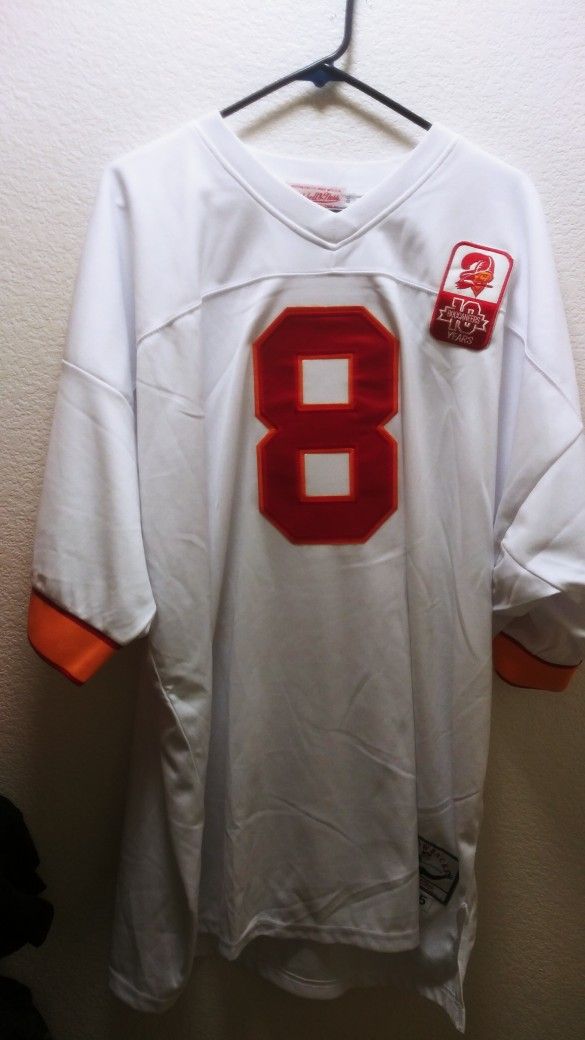 Steve Young Jersey for Sale in Live Oak, CA - OfferUp