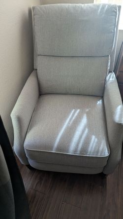 Push back recliner