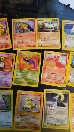 12 Pokemon cards
