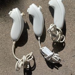 Wii Nunchucks 