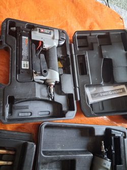 Roofing Nailer