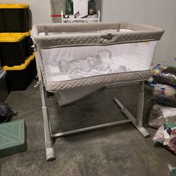 Free Bedside Bassinet 