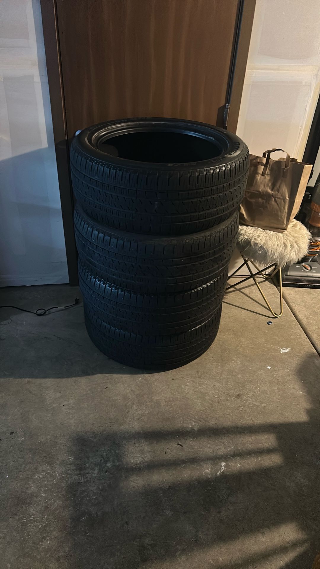 Set Of 255/50R20 