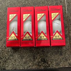 Titleist DT Wound 90 golf balls.