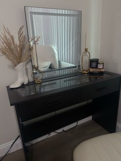 BLACK VANITY DESK
