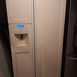 FRIDGE SIDE BY SIDE WORKING GOOD!!