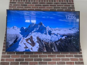 70” LG Smart TV w/ Stand & Remote – Excellent Condition