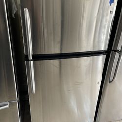 Refrigerator 33 Inches 