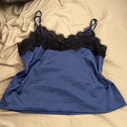 $4 Silky Blue With Black Lace Trim Oh Top Size Large 