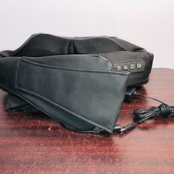 Neck Shoulder Back Massager Heat Athlete Pain Massage Rest Pillow Relief Deep Tissue Shiatsu Kneading Electric.  Has power supply  It’s preowned  Bx74