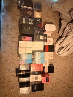 Perfumes/Colognes