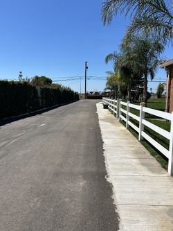 Available Parking For Semi Trucks & Trailers