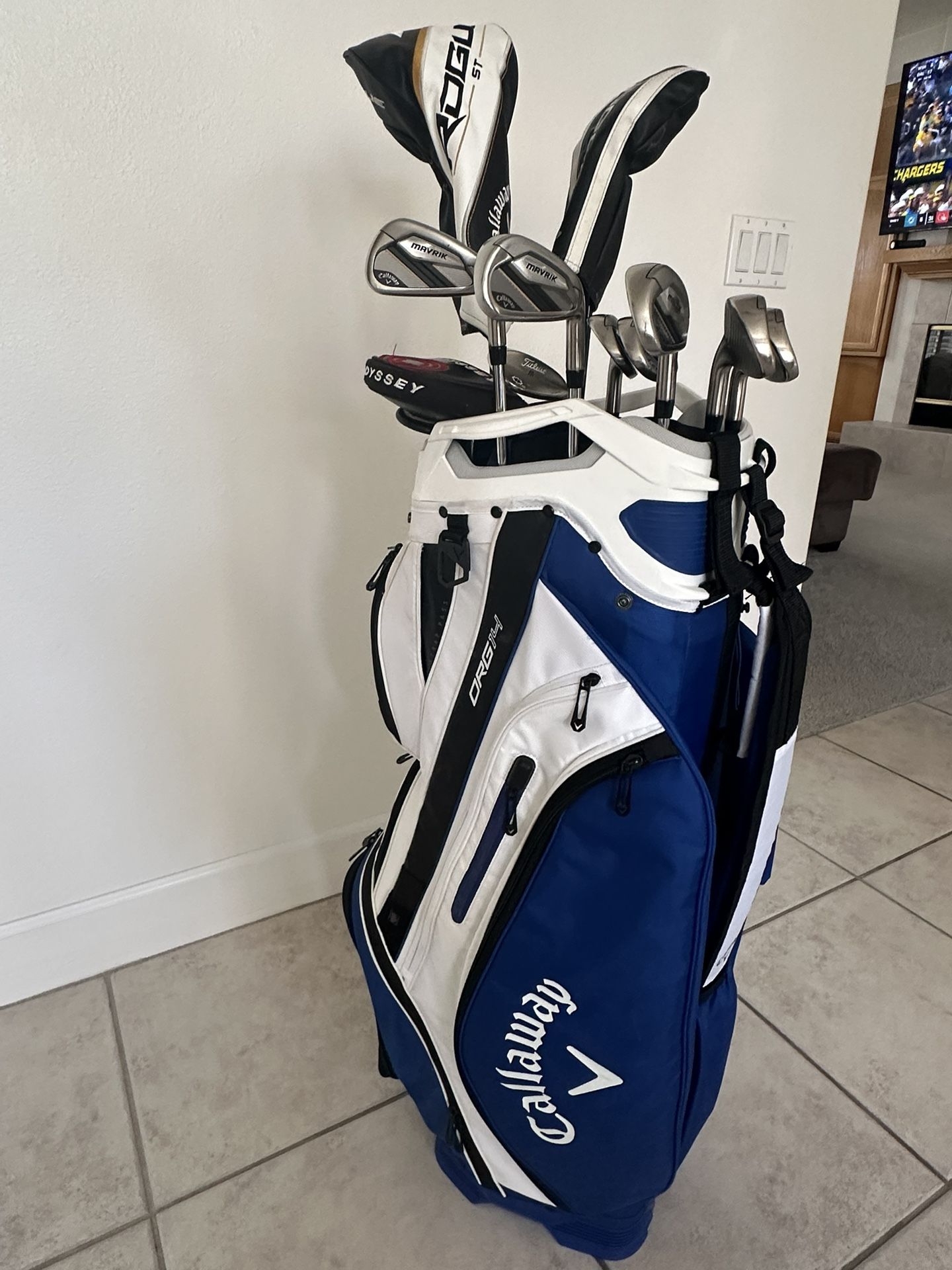 Golf - Right Hand Club Set And Bag - Callaway
