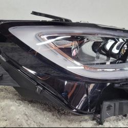 2021  2023 2024 2025 CHRYSLER PACIFICA RIGHT PASSENGER SIDE HEADLIGHT LED OEM