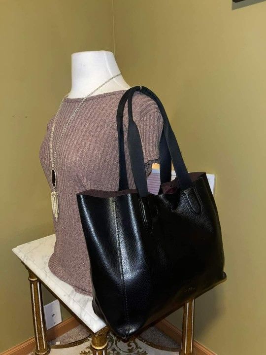 Brand New Leather COACH Tote! Genuine Leather