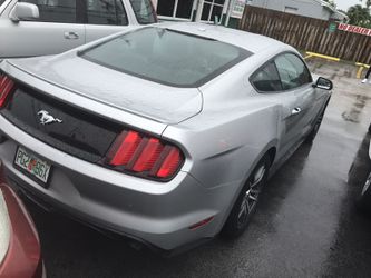 2016 Ford Mustang Ecoboost Premium