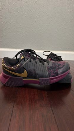 Naomi Osaka Nike air zooms