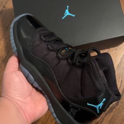 RETRO 11s GAMMA BLUE 