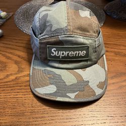 Supreme mesh pocket panel camp hat