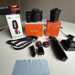 Sony ZV-E10 Bundle W/ Wide Angle Lense Included