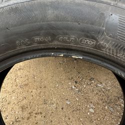 1 Tire. 225/60/18 Same 225/60r18 
