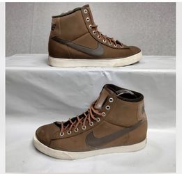 Nike Brown Sneakers ( Limited Edition) 