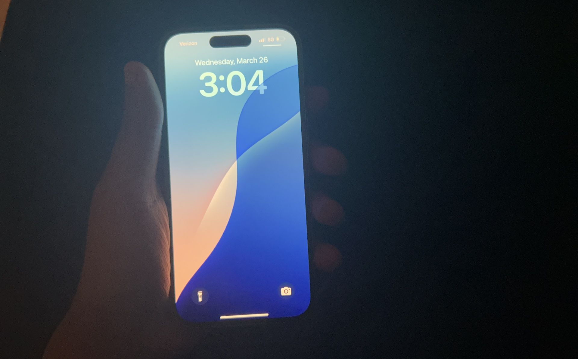 iPhone 16