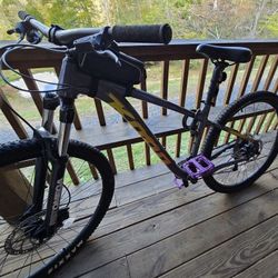 Like New Kona Bike
