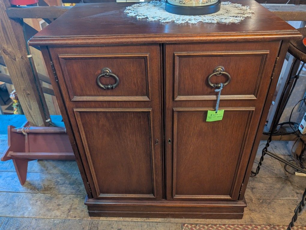 Mid Century Mahogany Vinyl Record Cabinet
