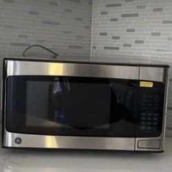 GE Countertop Microwave Oven ~ 1.1cu ft