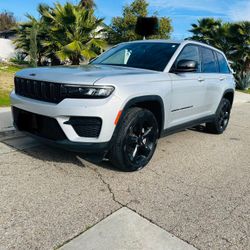 2022 Jeep Grand Cherokee