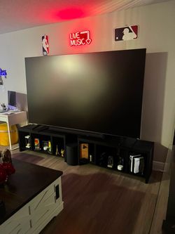 TV Vizio 100”