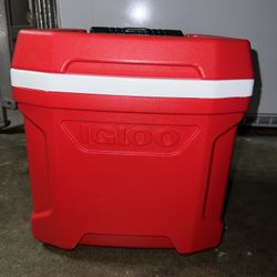 Igloo Rolling Ice Chest