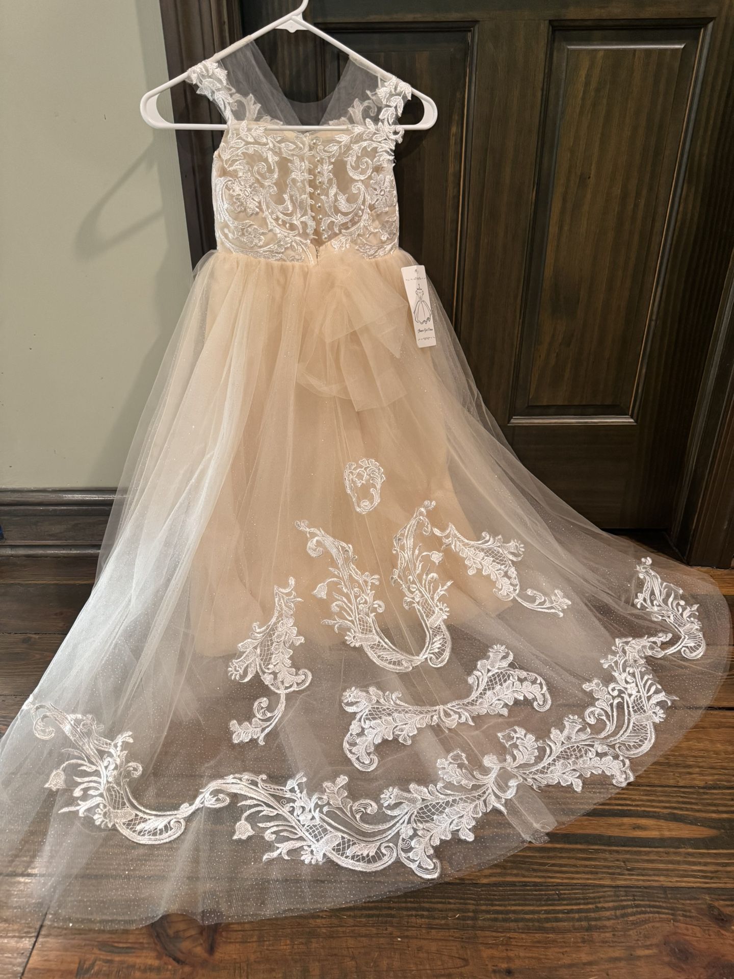 Elegant Ivory Flower Girl dresses