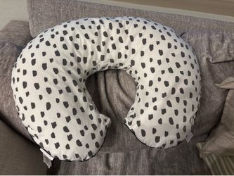 Pottery barn Boppy