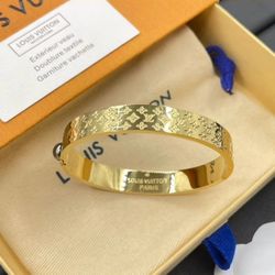 LV Bangle 