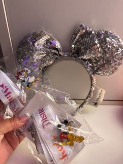 Disney park ears/ magic key lanyard and pins