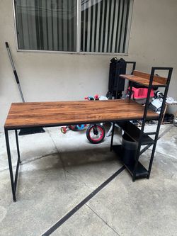 Computer desk
