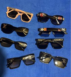 Lentes traen su caja