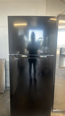 2023 Frigiadare Top And Bottom 