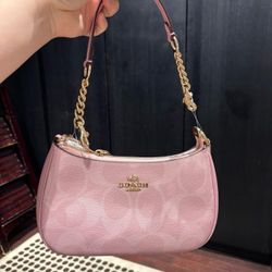 Coach Teri Shoulder Bag In Signature Canvas Powder Pink