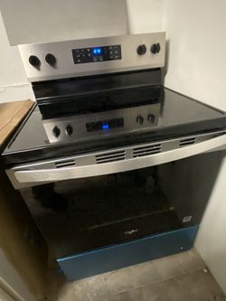 Whirlpool 30 Inch Glass top Range