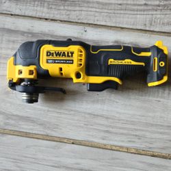 Dewalt XTREME 12-volt Max Cordless Brushless Variable speed  Oscillating Multi-Tool #1501