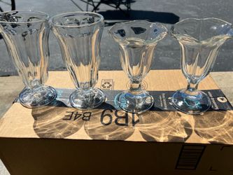 Sundae and milkshake/malt glasses