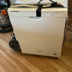 Used White Dishwasher 