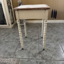 Shabby Sheek Table 