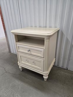 Beautiful Night Stand HIGH QUALITY