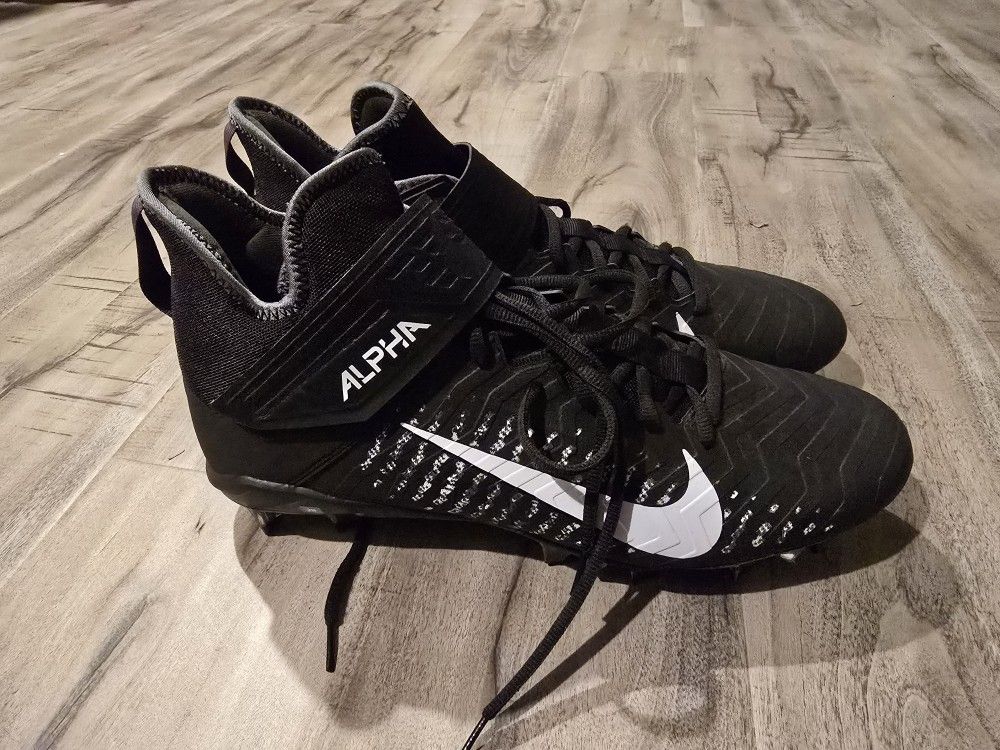 Nike Alpha Menace Pro 2 football cleats Size 13 brand new