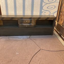 Tv Desk 