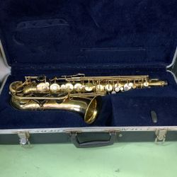 Saxophone 